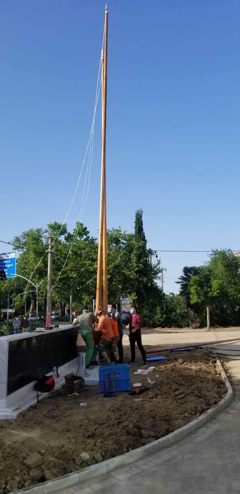 Ahşap Bayrak Direkleri Yalova Ticaret ve Sanayi Odası