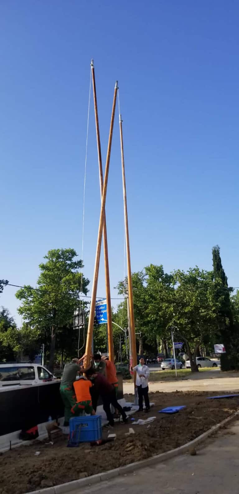 Ahşap Bayrak Direkleri Yalova Ticaret ve Sanayi Odası