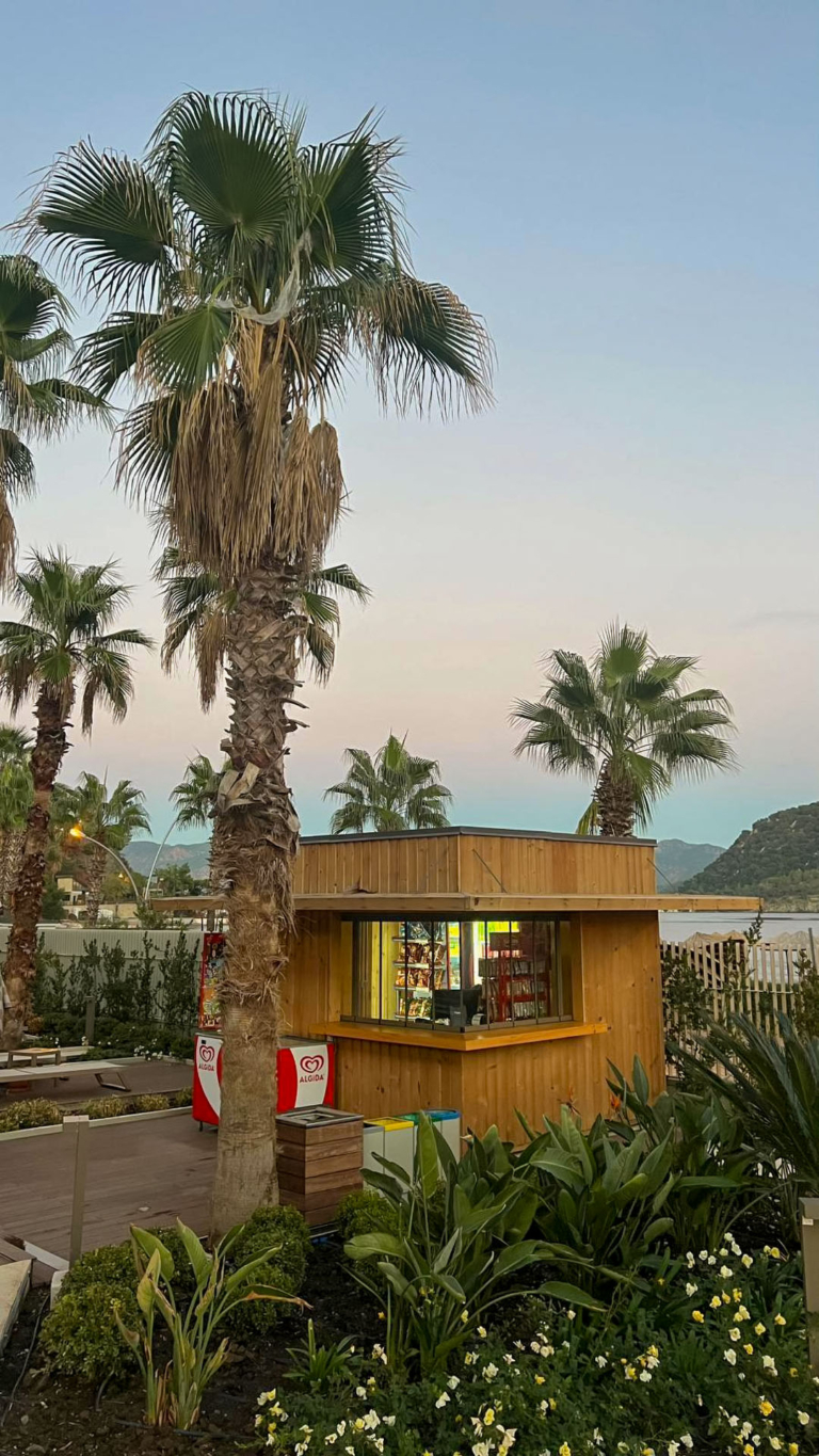İş Bankası Eğitim ve Dinlenme Tesisi - Kiosk Strüktürleri