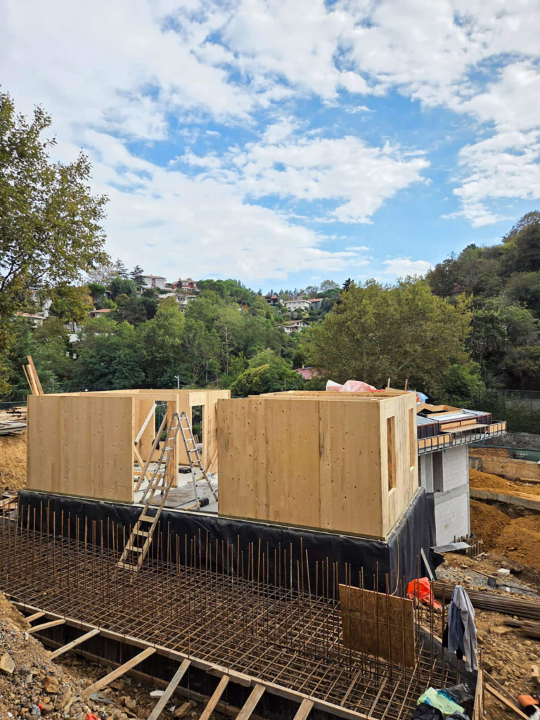 Tarabya Tarihi Eser CLT Yapı