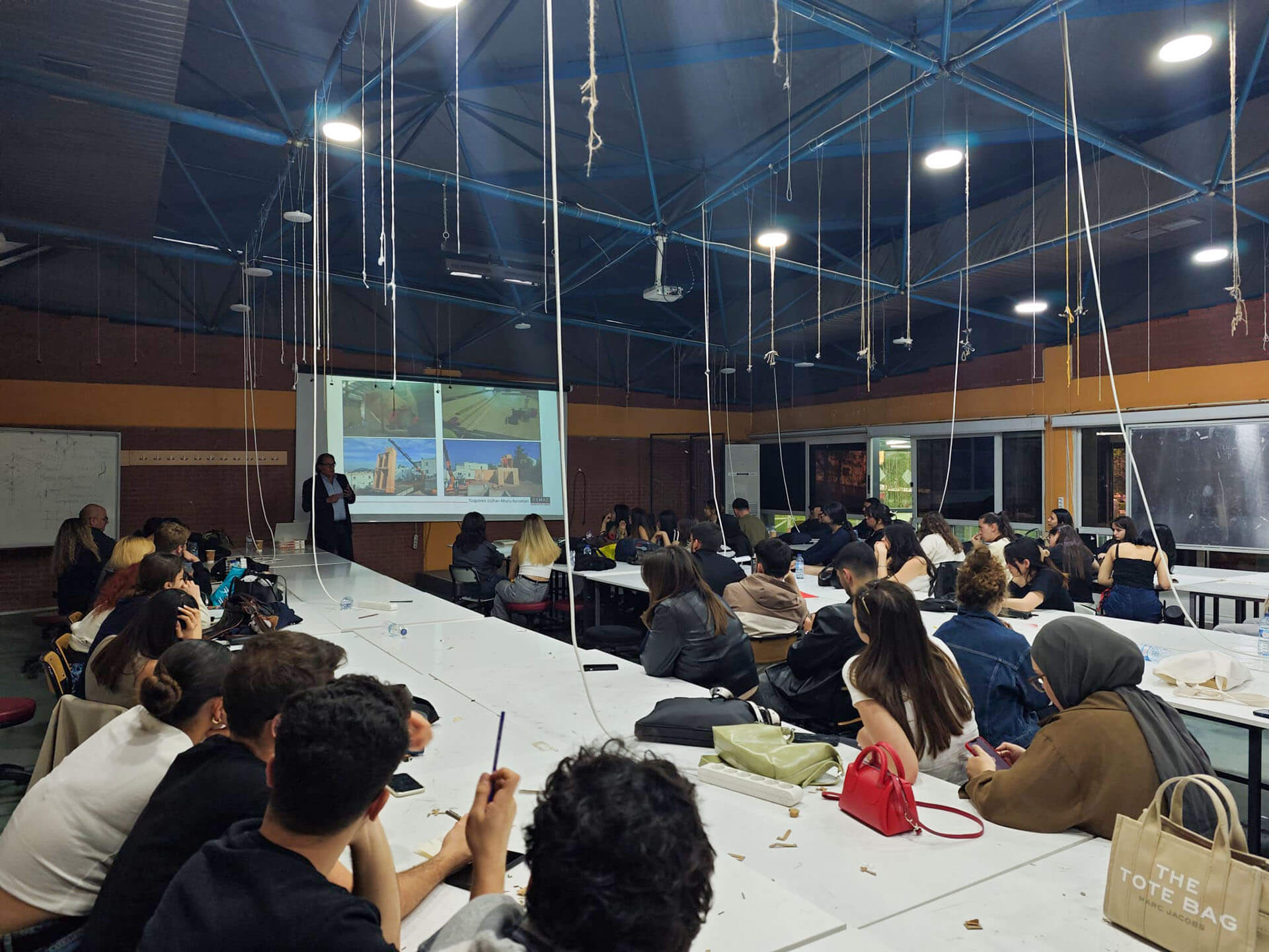 Muğla Sıtkı Koçman Üniversitesi (MSKÜ) Mimarlık Fakültesi Sunumu