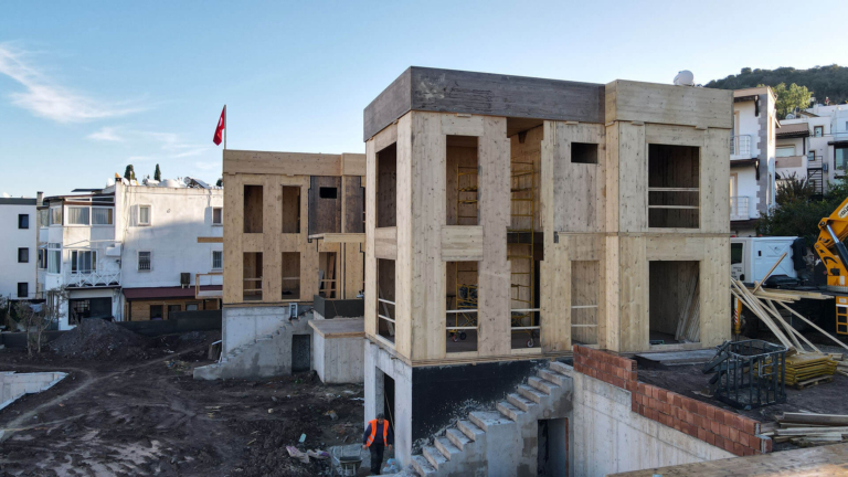 Gülhan Muslu Konakları – CLT Yapı Montajı
