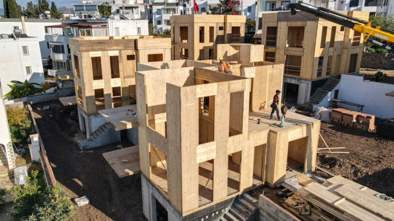 Gülhan Muslu Konakları – CLT Yapı Montajı