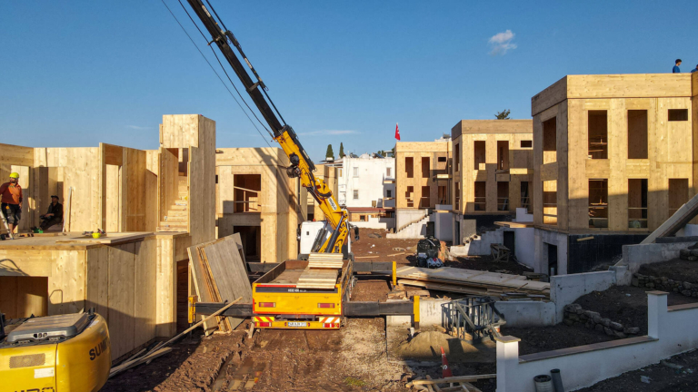 Gülhan Muslu Konakları – CLT Yapı Montajı