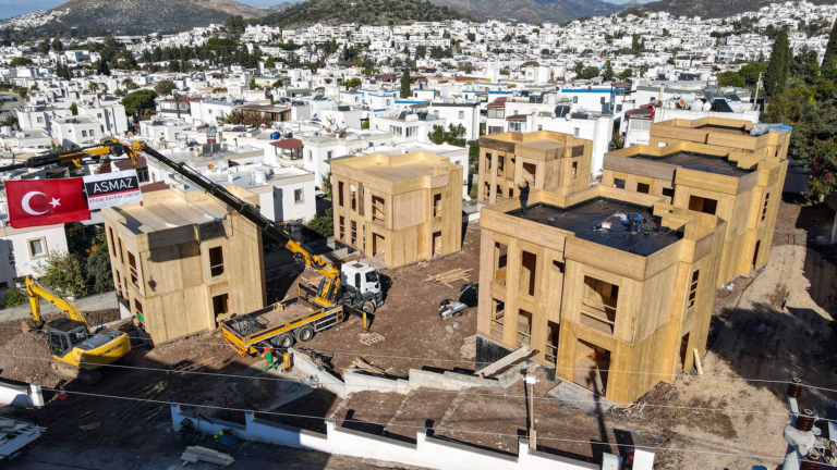 Gülhan Muslu Konakları – CLT Yapı Montajı