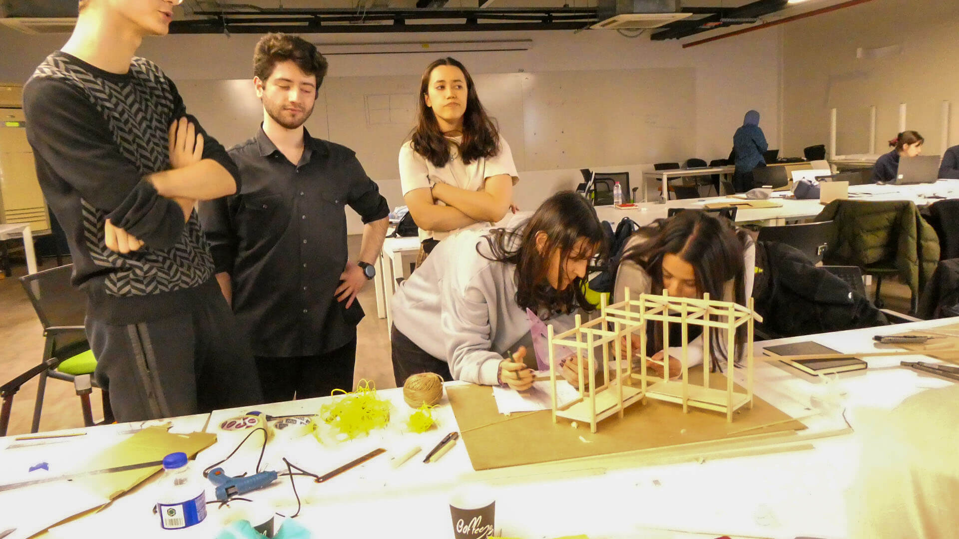 Marmara Üniversitesi Design+Build 1/1 Timber Workshop