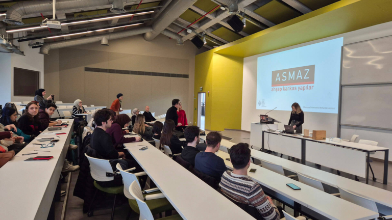 Marmara Üniversitesi Design+Build 1/1 Timber Workshop
