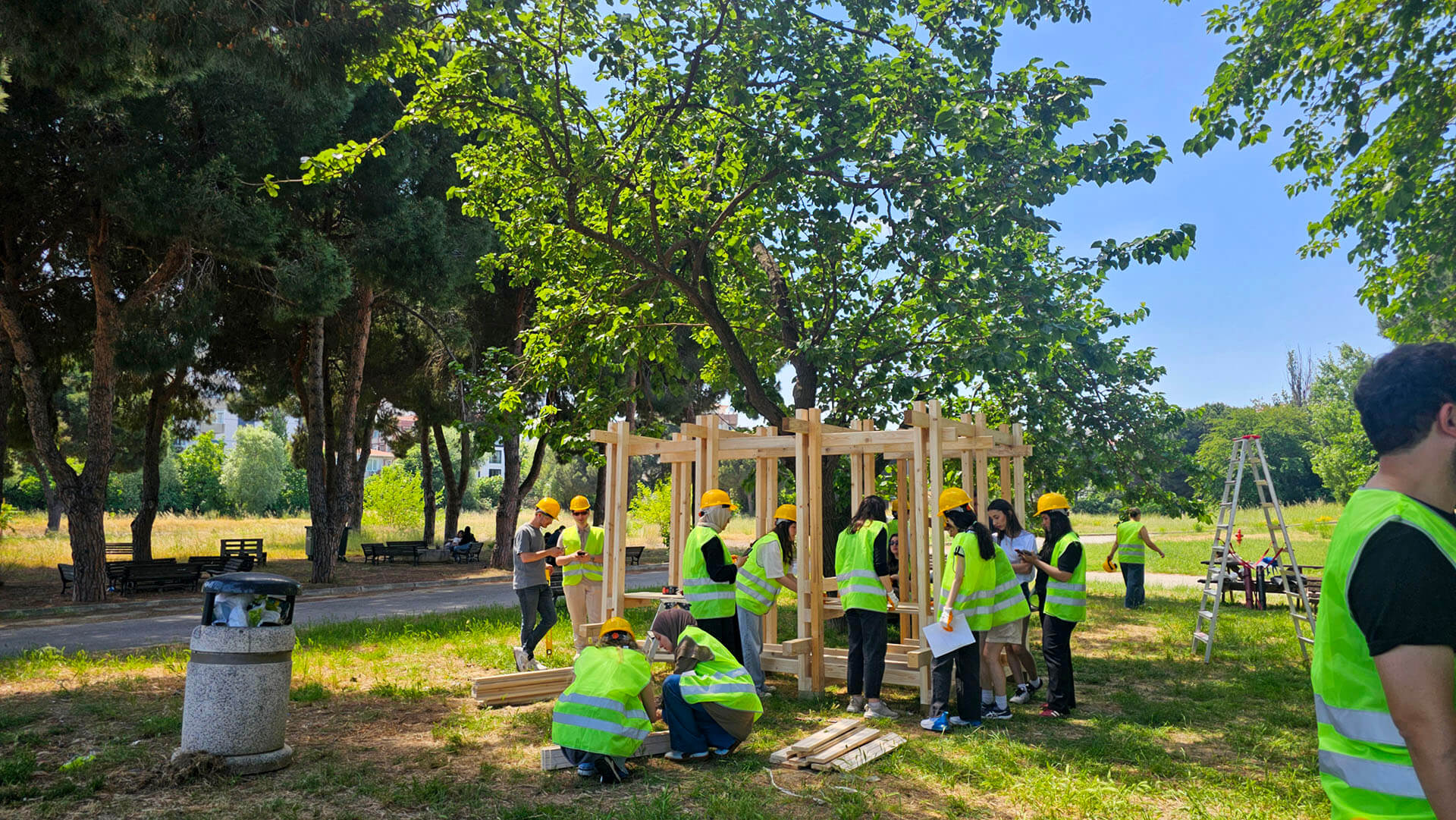 Marmara Üniversitesi Design+Build 1/1 Timber Workshop