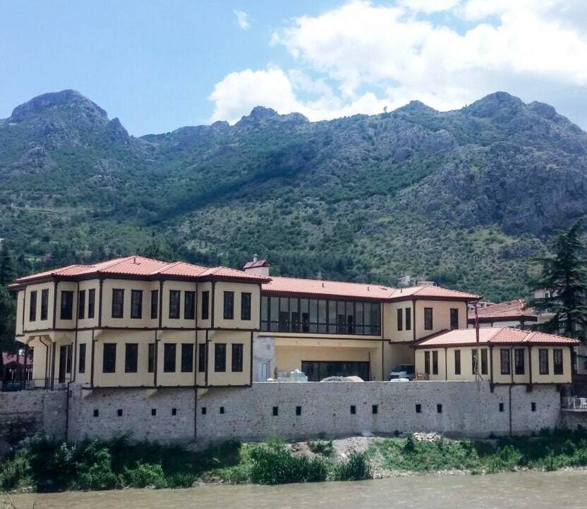 Sarı Konak