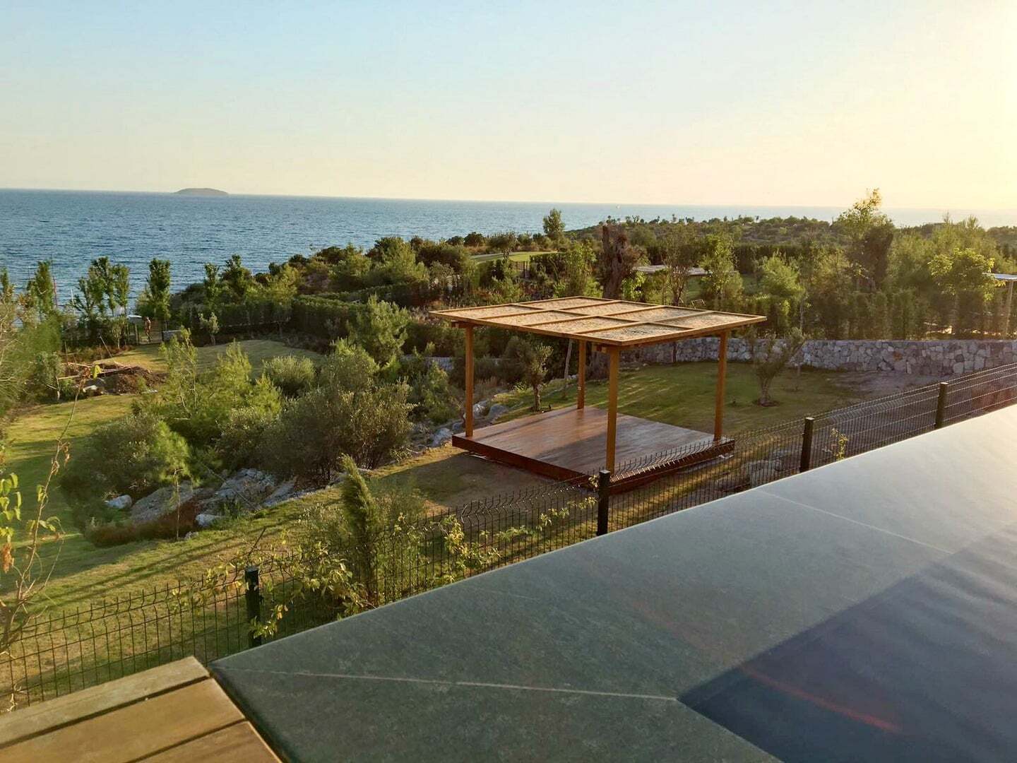 BODRUM KAPLANKAYA PERGOLATA