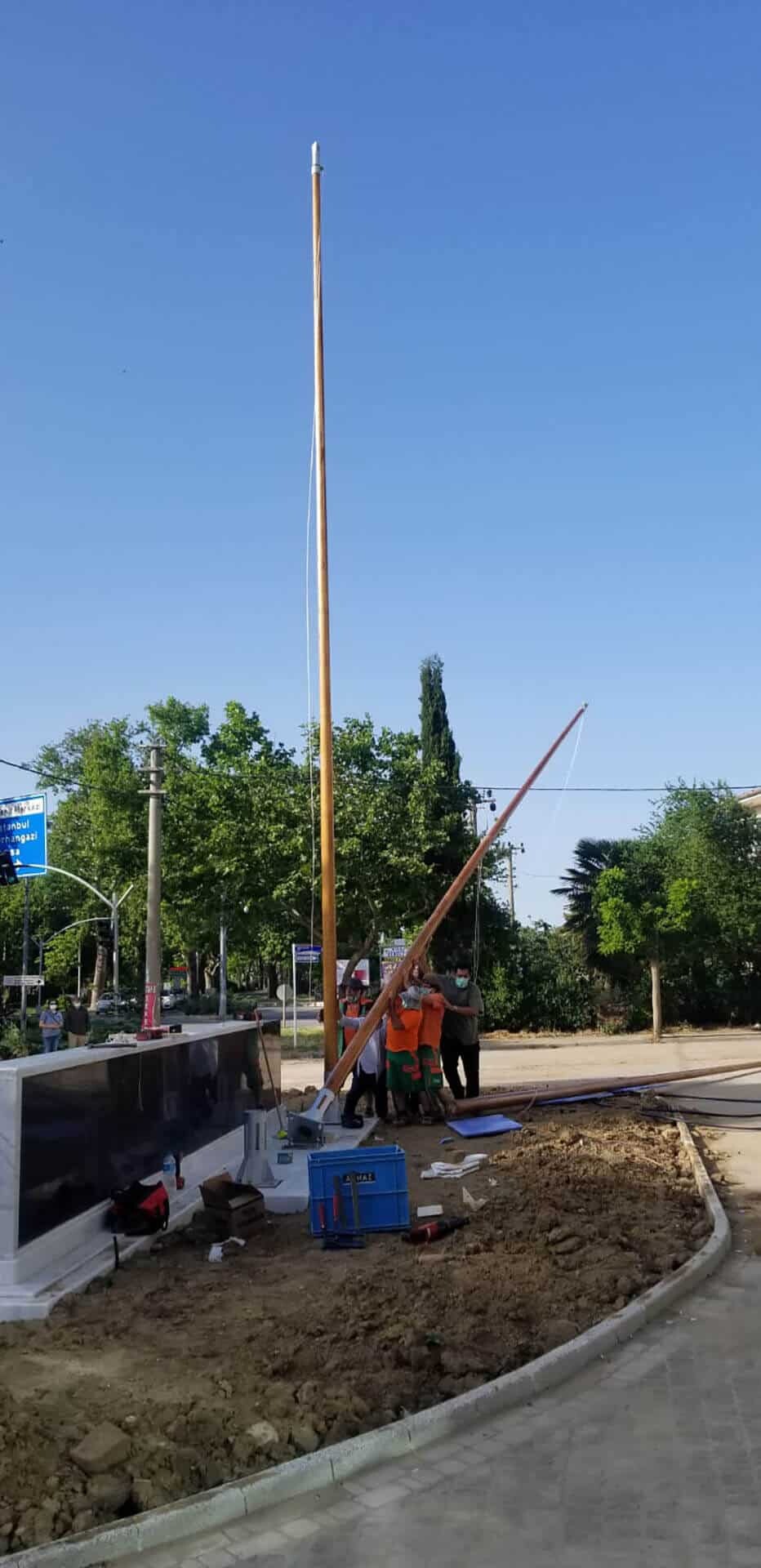 Ahşap Bayrak Direkleri Yalova Ticaret ve Sanayi Odası