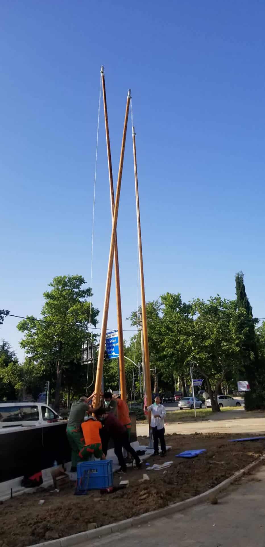 Ahşap Bayrak Direkleri Yalova Ticaret ve Sanayi Odası