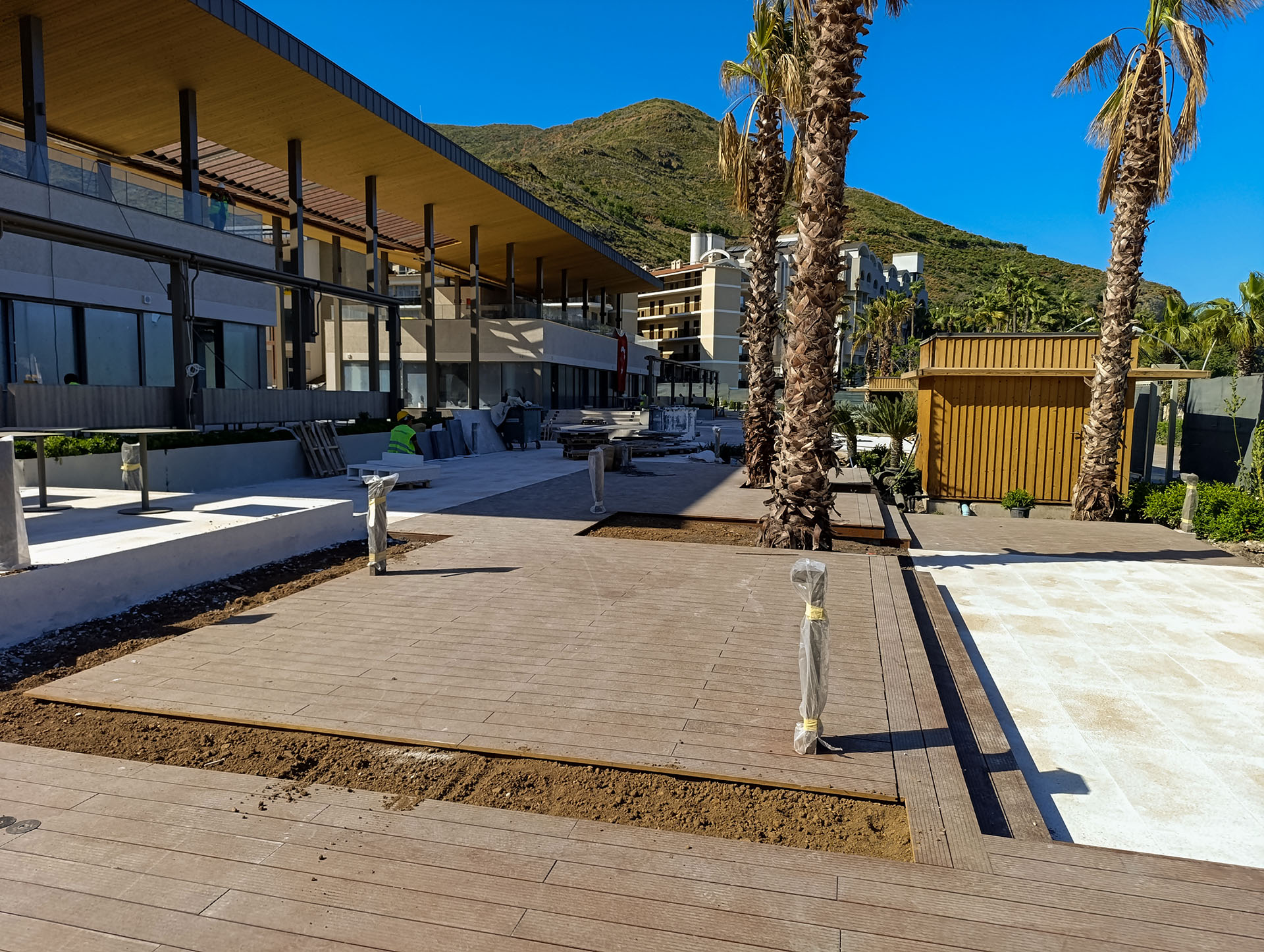 İş Bankası Eğitim ve Dinlenme Tesisi - Bambudeck Zemin Döşemesi