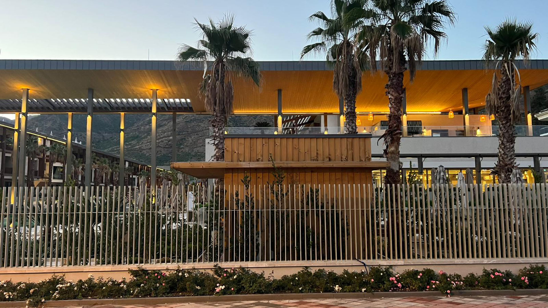 İş Bankası Eğitim ve Dinlenme Tesisi - Kiosk Strüktürleri