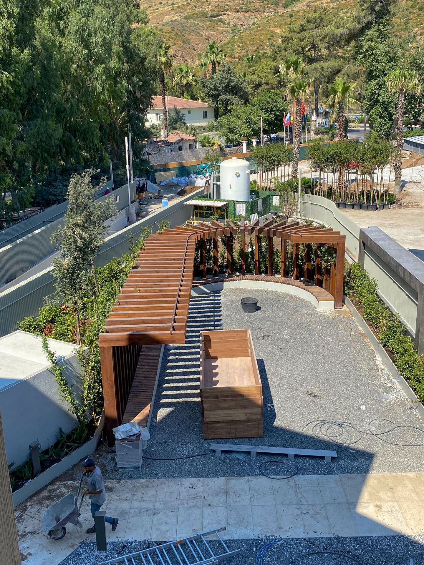 İş Bankası Eğitim ve Dinlenme Tesisi - Peyzaj Pergolaları