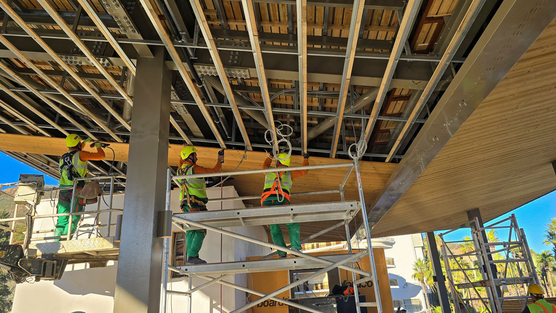 İş Bankası Eğitim ve Dinlenme Tesisi - Restoran Bloğu Ters Çatı Kanopi Strüktürü