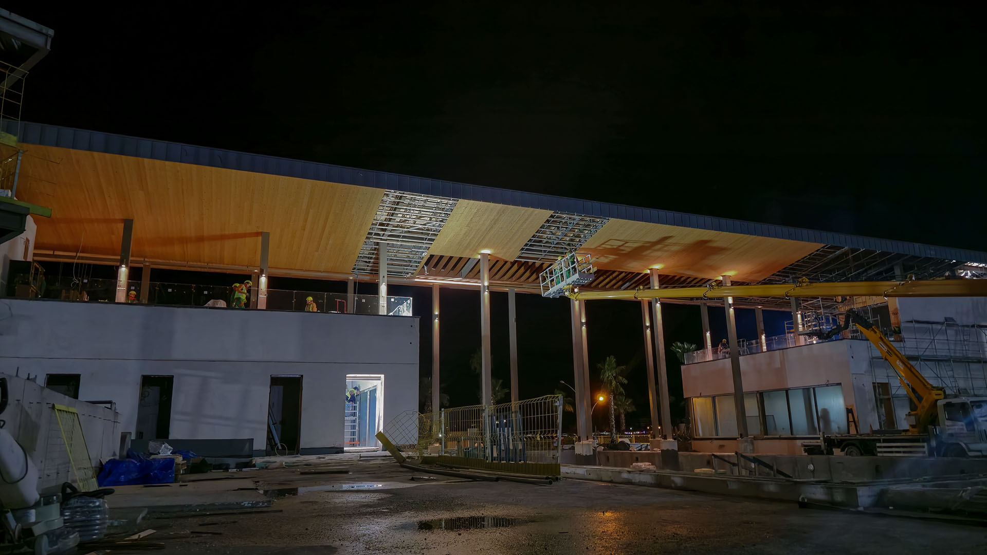 İş Bankası Eğitim ve Dinlenme Tesisi - Restoran Bloğu Ters Çatı Kanopi Strüktürü