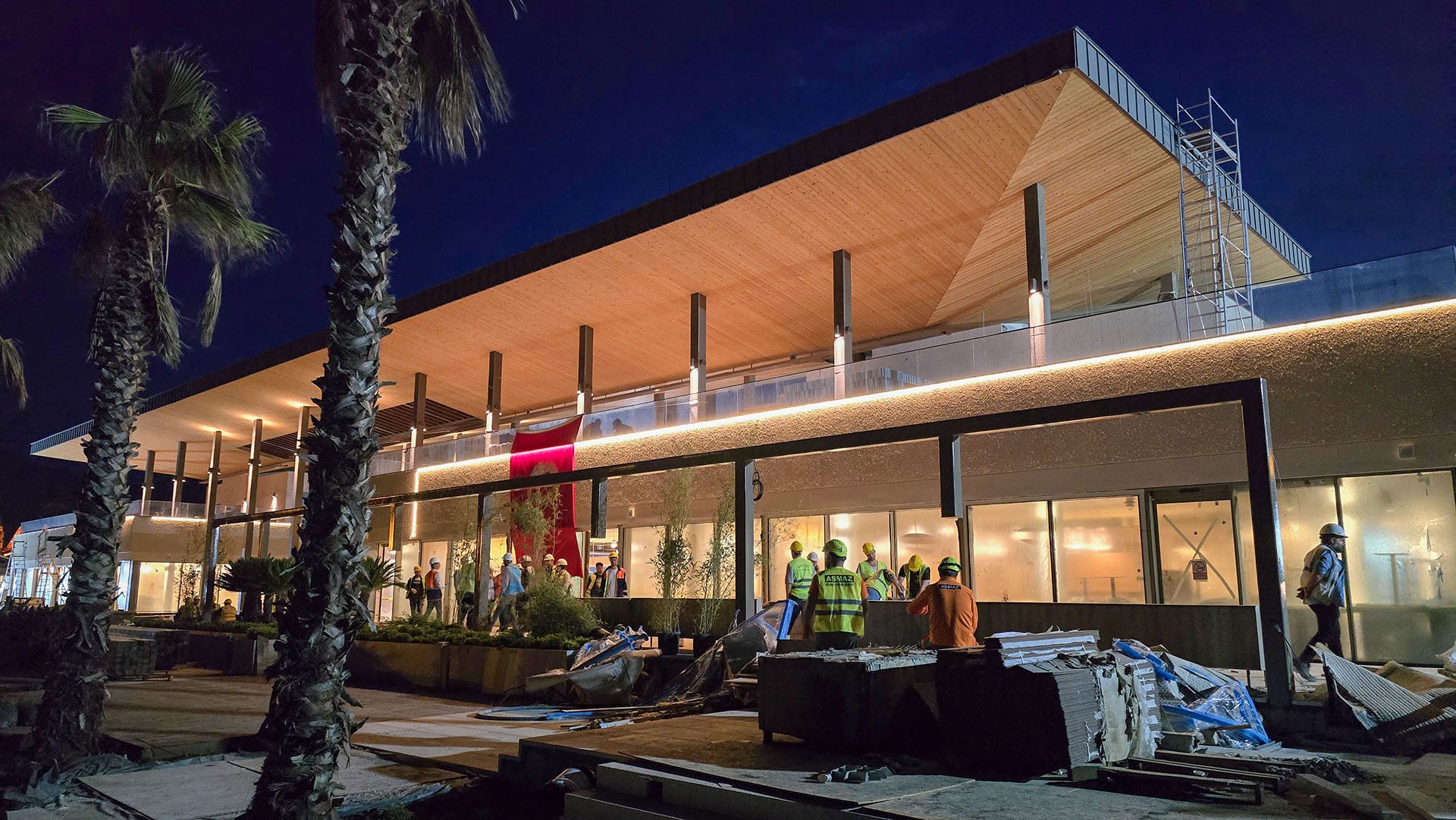 İş Bankası Eğitim ve Dinlenme Tesisi - Restoran Bloğu Ters Çatı Kanopi Strüktürü