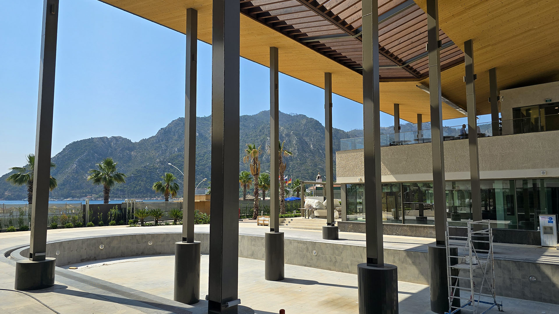 İş Bankası Eğitim ve Dinlenme Tesisi - Restoran Bloğu Ters Çatı Kanopi Strüktürü