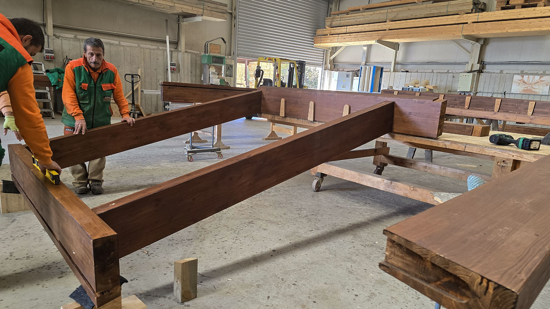 İş Bankası Eğitim ve Dinlenme Tesisi - Restoran Bloğu Ters Çatı Kanopi Strüktürü